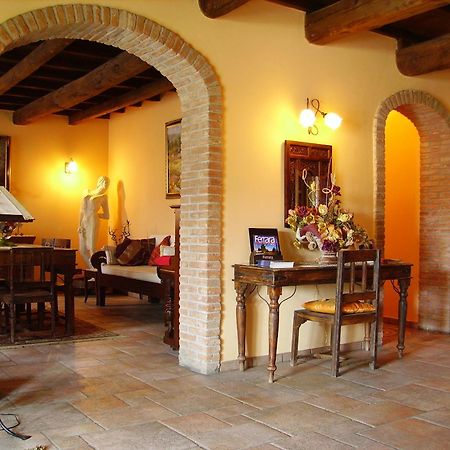Hotel Antico Casale Vigarano Mainarda ภายนอก รูปภาพ