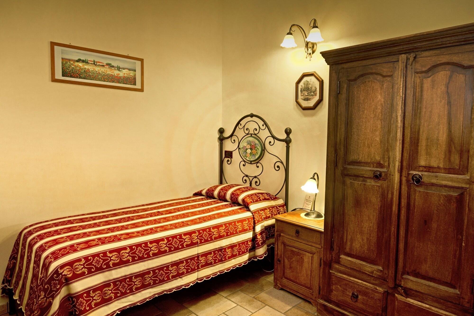 Hotel Antico Casale Vigarano Mainarda ภายนอก รูปภาพ