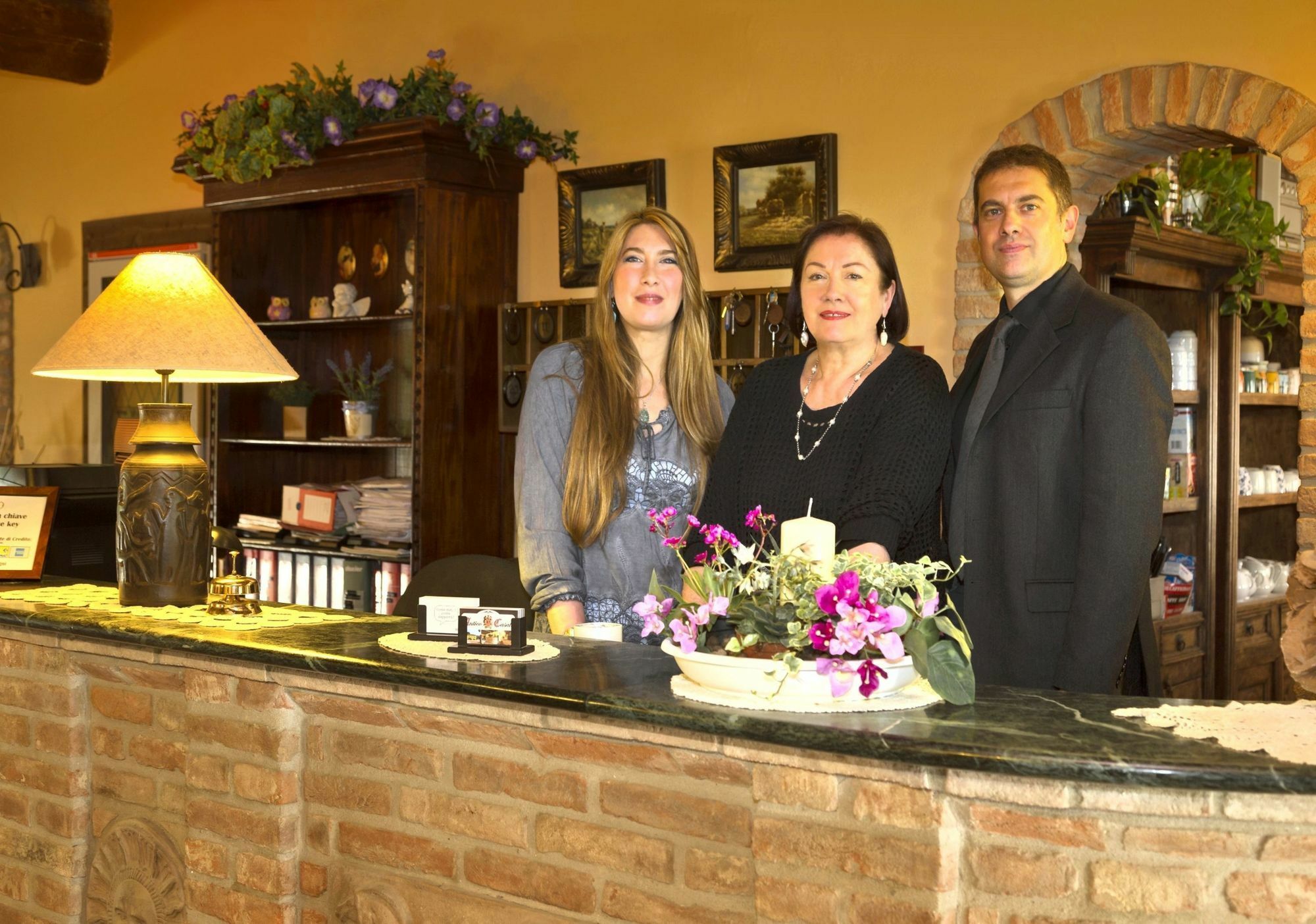 Hotel Antico Casale Vigarano Mainarda ภายนอก รูปภาพ